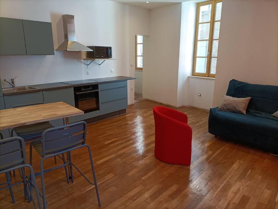Appartement 1Er Etage ลาร์ฌองทิแยร์ ภายนอก รูปภาพ